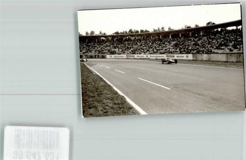 Hockenheim Rennszene auf dem Hockenheimring Foto Orginal aus Archiv eines Ansichtskartenverlags Ort handschriftlich
