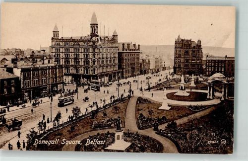 Belfast Straßenbahn Denkmal Donegall Square
