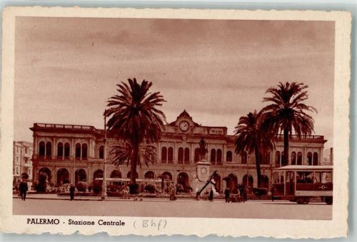 Palermo Hauptbahnhof Denkmal Straßenbahn