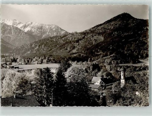 Fischbachau mit Kirche St. Martin Foto Orginal aus Archiv eines Ansichtskartenverlags Ort handschriftlich