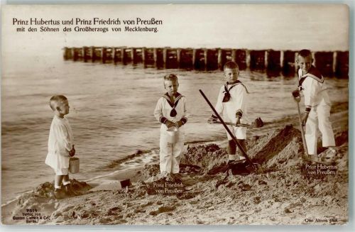 1916 Prinz Friedrich v. Preußen mit den Söhnen des Großherzogs v. Mecklenburg Matrosenanzug Foto Otto Ahrens