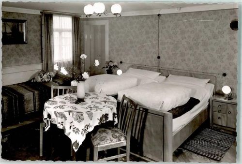 Spaichingen Hotel Osswald Zimmer Bett Tisch Blumen Vase Wandbild Nachttisch Lampe Stuhl Ort handschriftlich Foto Original aus Archiv eines Ansichtskartenverlags