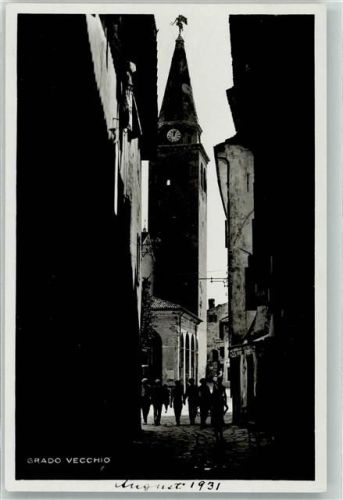 Grado 1931 Gasse Kirche