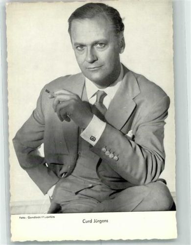 W8162 Neuhaus b Schliersee Foto Gundlach Curt Jürgens 13.12 Filmschauspieler FOTO KEINE AK