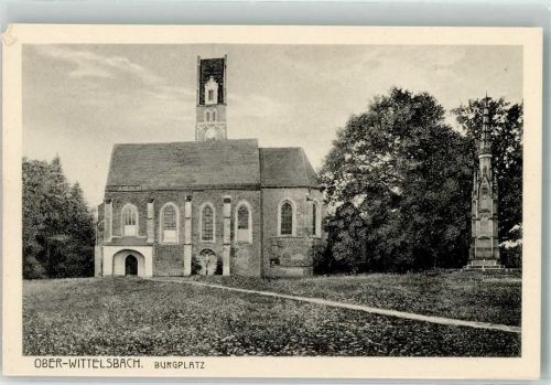 Oberwittelsbach Gotische Marienkirche und König Ludwig I Denkmal