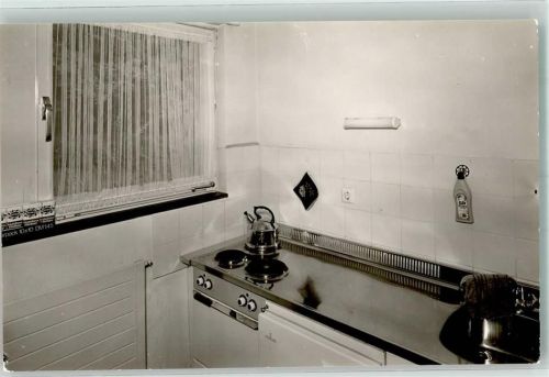 Hofbieber Ferienbungalow Küche Foto Original aus Archiv eines Ansichtskartenverlags Ort handschriftlich