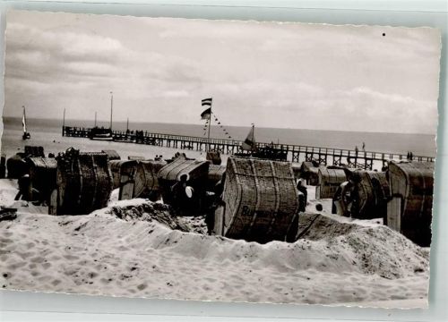 Grömitz 1957 Schwimmbad Strandkörbe