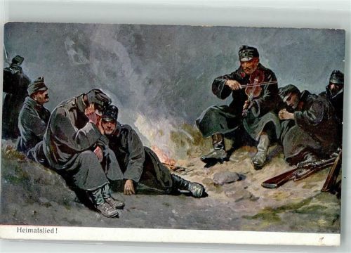 Landser spielt seinen Kameraden am Lagerfeuer mit der Geige ein Lied aus der Heimat vor WK I