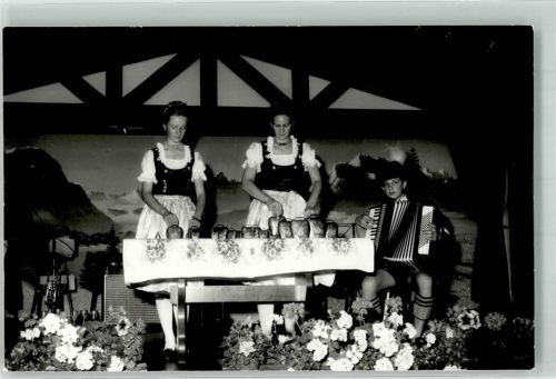Glockenspiel Tracht
