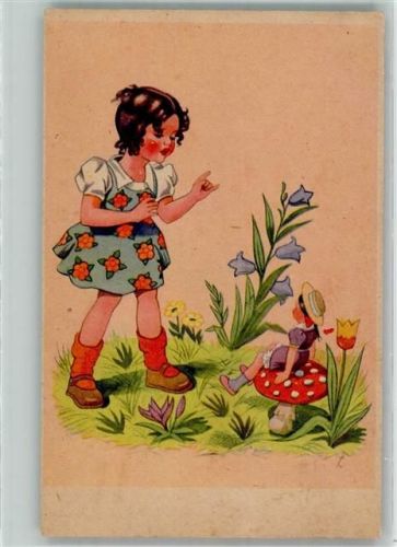 Kind Puppe Fliegenpilz