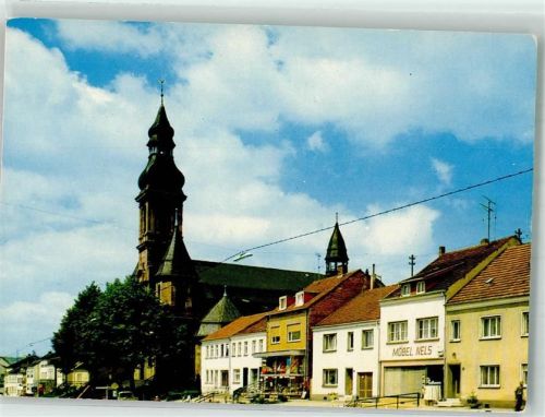 Hülzweiler Hauptstraße m. Kath. Kirche