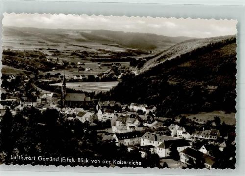 Gemünd mit Kirche St. Nikolaus