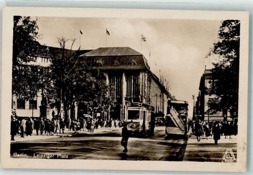 Berlin Mitte Warenhaus Hermann Tietz Leipziger Straße Omnibus