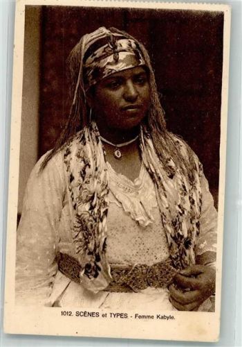 Nr, 1012 Scenes et Types Femme Kabyle