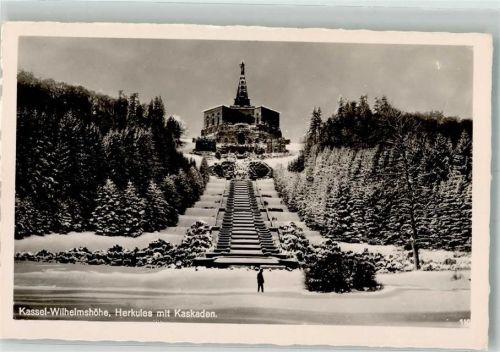 Wilhelmshöhe Denkmal Herkules Kaskaden Winter