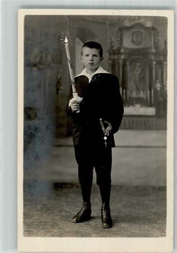 02681 O8605 Schirgiswalde Privatfoto AK KInd Junge Religion Kerze Rosenkranz Kette Kreuz Ort lt. Fotograf