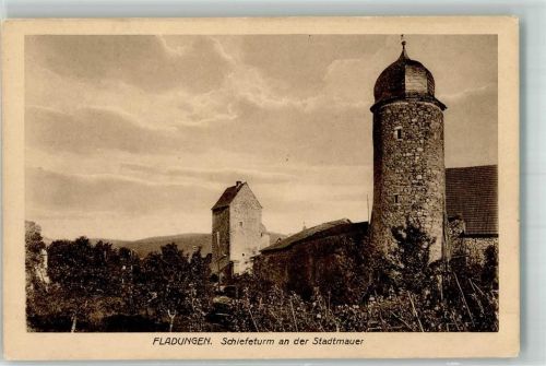 Fladungen 1925 Schiefeturm an der Stadtmauer Fotogaf Otto Weber