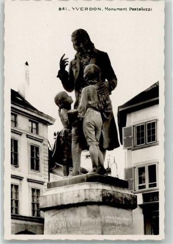 Yverdon-les-Bains Monument Pestalozzi Johann Heinrich Pädagoge Kinder