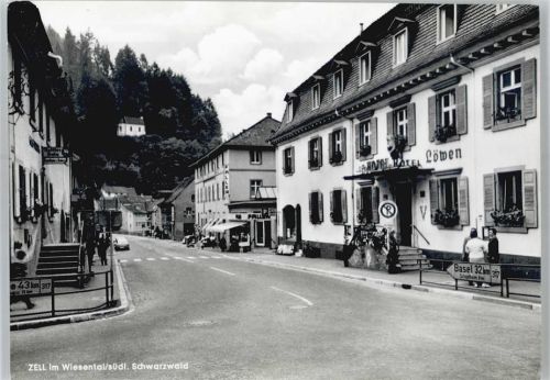Zell Straßenansicht, Hotel Löwen