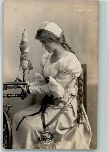 Aline Sander Magarethe Spinnrad