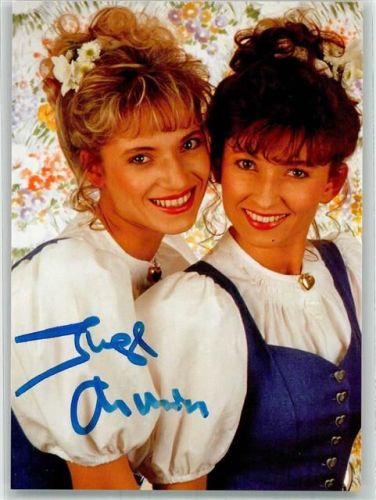 Inge & Maria mit Autogramm