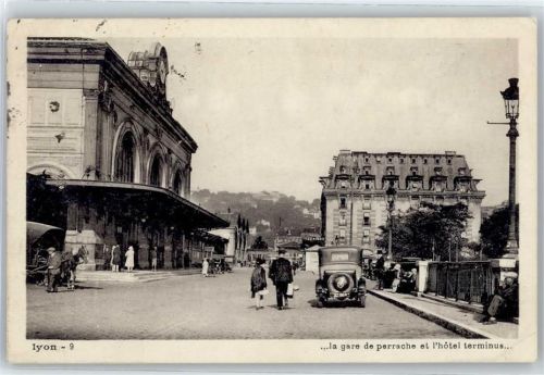 Lyon Bahnhof, Hotel terminus