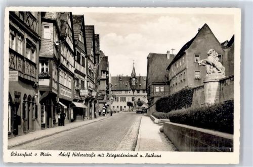 Ochsenfurt Straßenansicht, Kriegerdenkmal und Rathaus