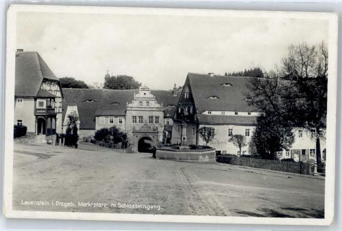 Lauenstein Marktplatz, Schlosseingang