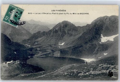 Les Pyrenees