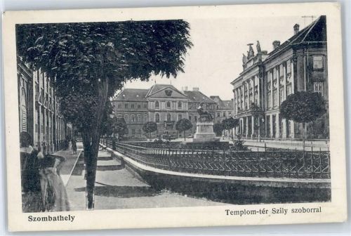 Szombathely Templom-ter Szily szoborral
