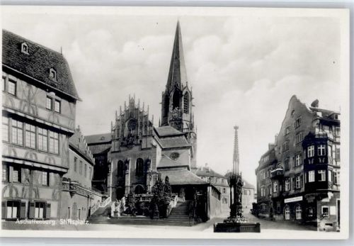 Aschaffenburg Stiftsplatz Kirche