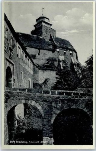 Neustadt Burg Breuberg Brückenübergang mit Blick auf die obere Burg