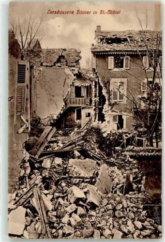 Saint-Mihiel 1915 zerschossene Häuser