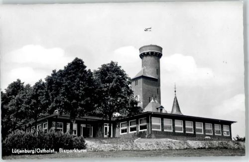 Lütjenburg Bismarckturm auf dem Vogelsberg mit Gasthaus
