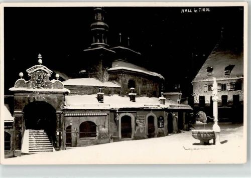 Hall Winter Brunnen Kirche