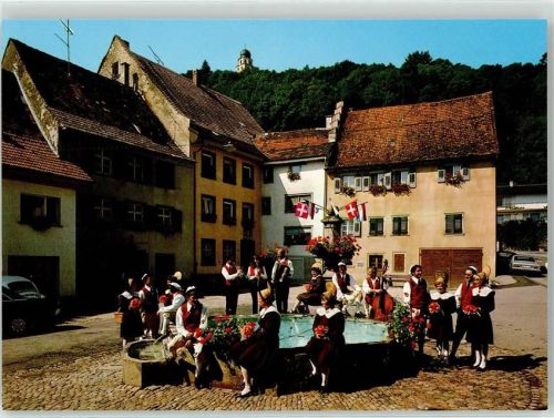 Stühlingen Tracht Folkloregrupe Brunnen
