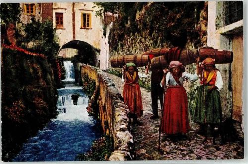 84011 Amalfi - Tracht Wein