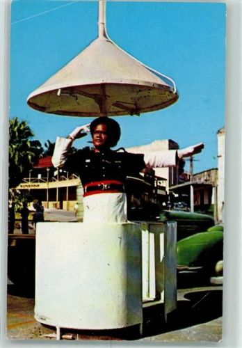 Suva Traffic Policeman Verkehrspolizist