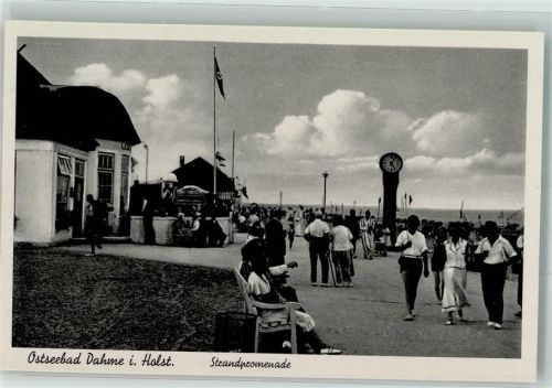 Dahme Strandpromenade an der Ostseeküste Mode Fotograf Simonsen Nr. 1248 WK II