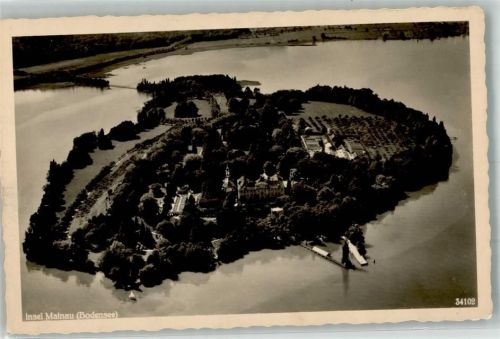 Insel Mainau Fliegeraufnahme der Insel mit Schloss Mainau