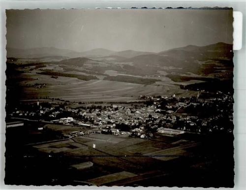 Hengersberg Foto Original aus Archiv eines Ansichtskartenverlages Fliegeraufnahme