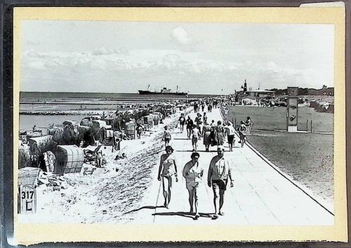 Döse Foto montiert auf Karton Promenade Kugelbake