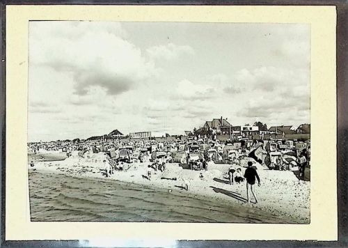 Duhnen Foto montiert auf Karton Strand am Kurmittelhaus Fotograf Otto Schulze