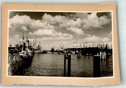 Cuxhaven Foto montiert auf Karton Kutterhafen