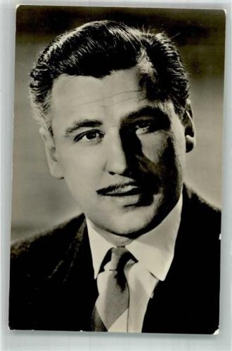 Portrait des Schauspielers Ferdinand Anton Progress Starfoto Nr. 172