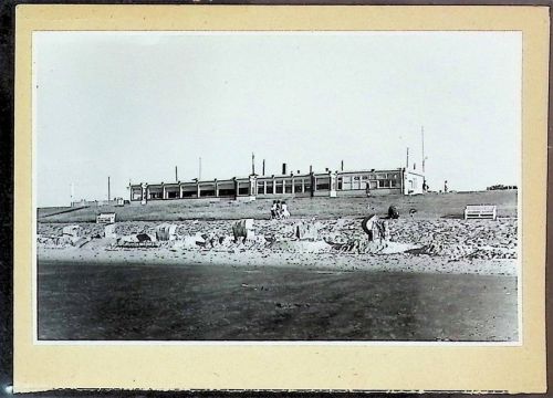 Döse Foto montiert auf Karton Strandhalle Kugelbake