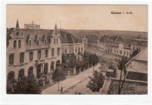 Güsten i. A. mit Thüringer Hof. Feldpost, mit Stempel von 1918. Gute Erhaltung.