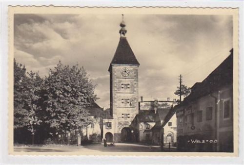 Wels Fotokarte von Wels. Partie am Turm gelaufen am 15.10.1941. Leichter Schriftdurchdruck, sonst gut erhalten.