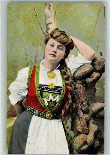 1910 Tracht Frau