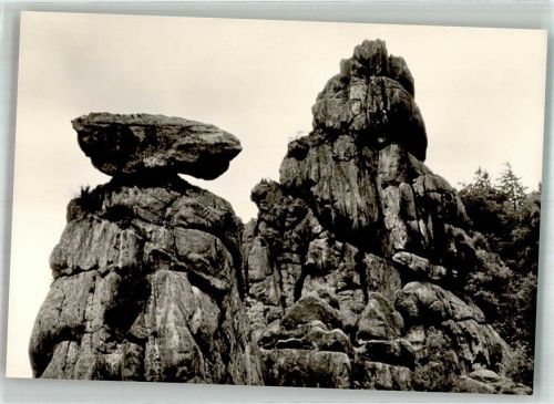 Holzhausen-Externsteine Die Externsteine Wackelstein auf Fels 4 No. 6 Fotograf Karl Hublow Konstanz